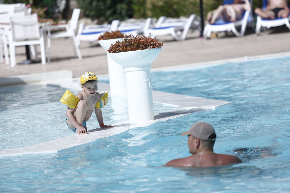 Dessole Olympos Beach All Inclusive Faliraki Buitenkant foto